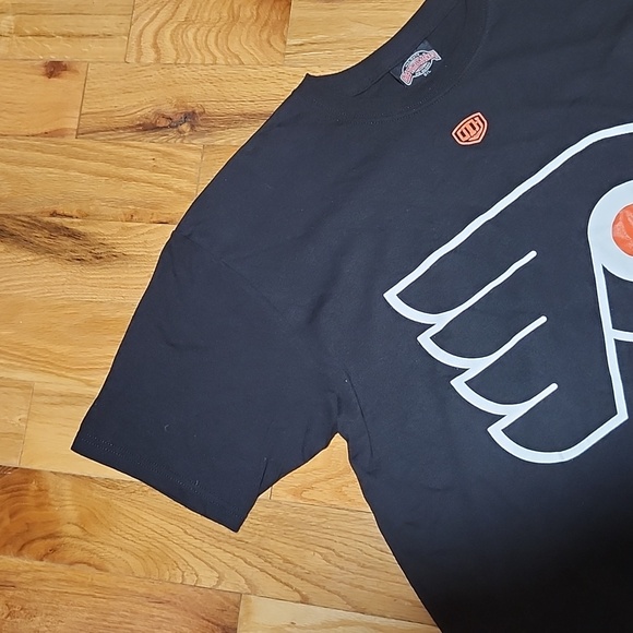 Old Time Hockey Flyers Tshirt - Picture 4 of 8